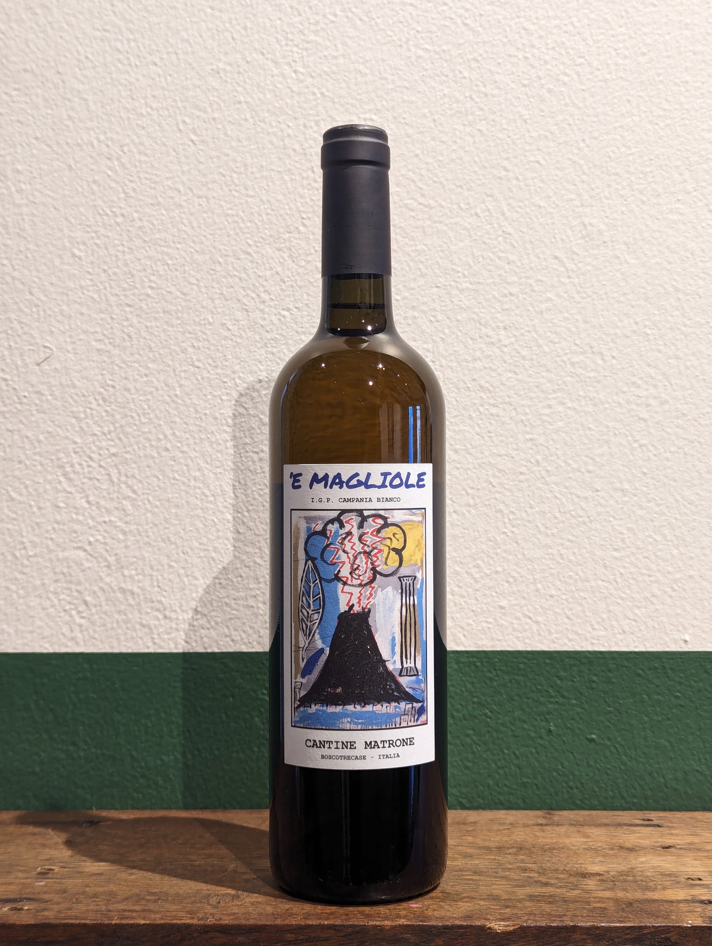 Cantine Matrone 'E'Magliole' 2022 | Campania, Italy