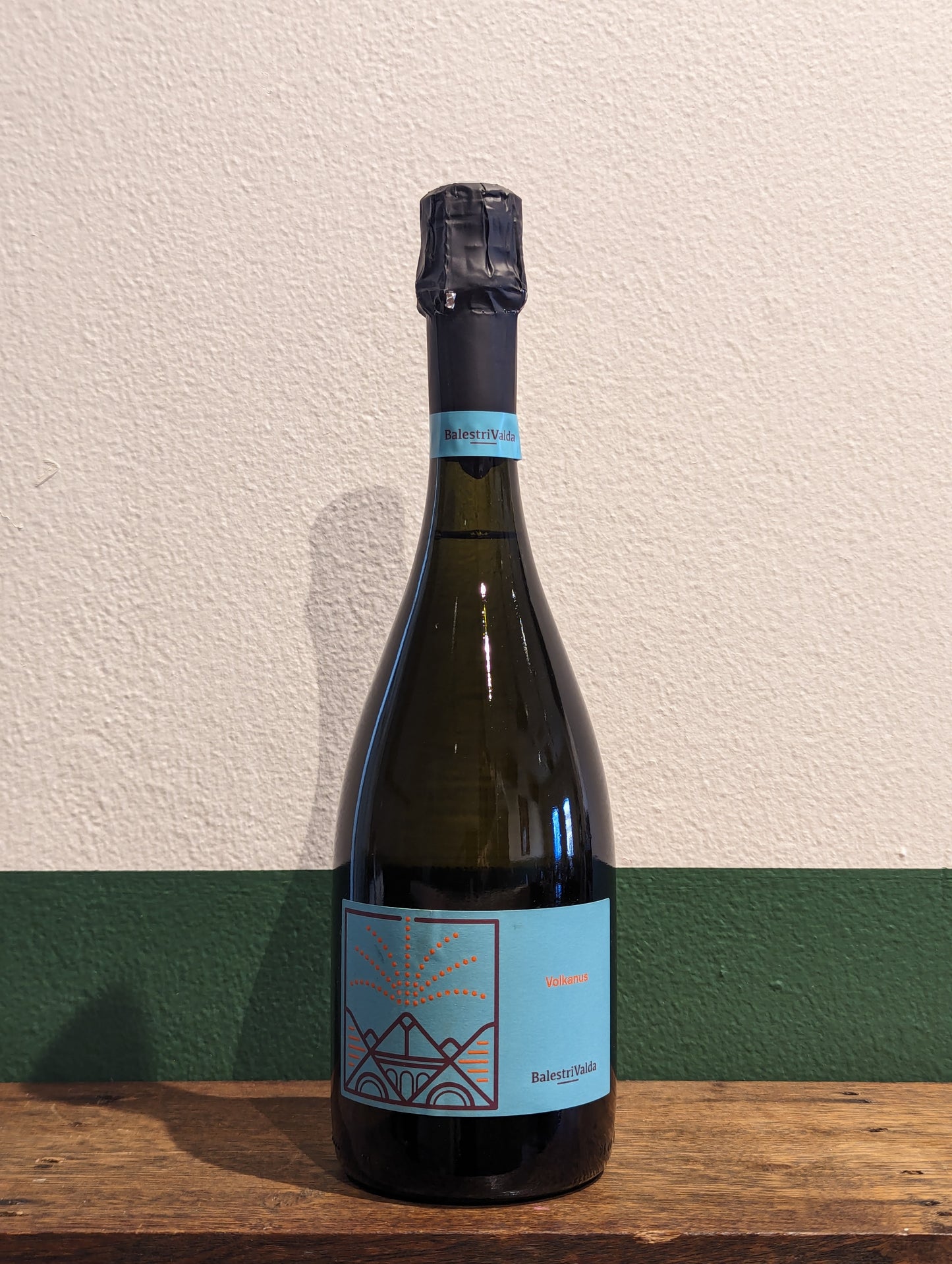 Balestri Valda 'Volkanus' Soave Sparkling NV | Veneto, Italy