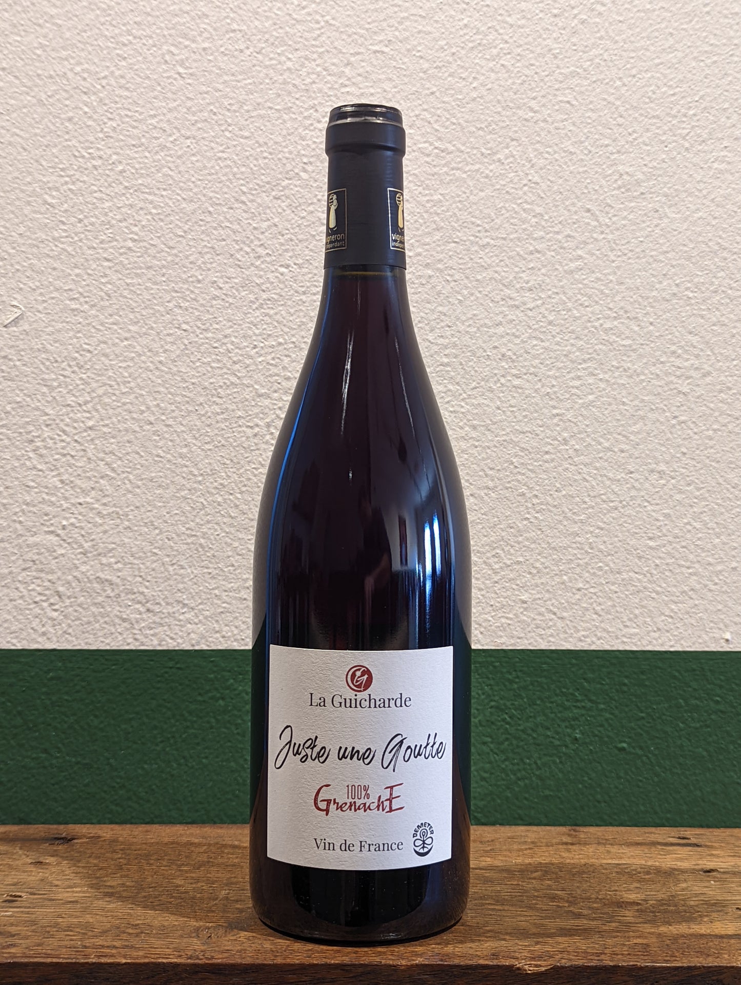 Guicharde 'Juste une Goutte' Grenache 2021 | Rhone, France
