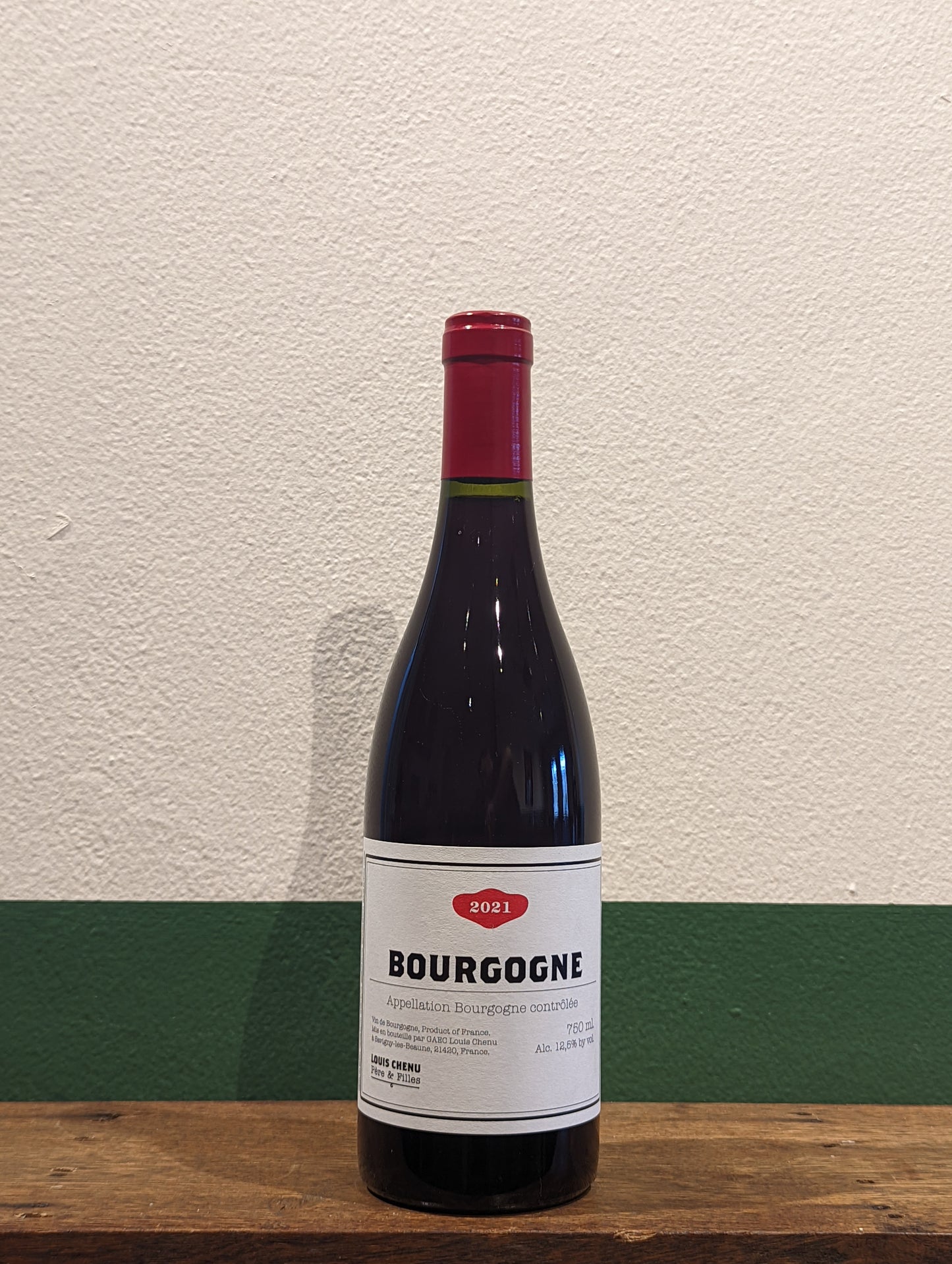 Louis Chenu Père & Filles Bourgogne Rouge 2022 | Burgundy, France