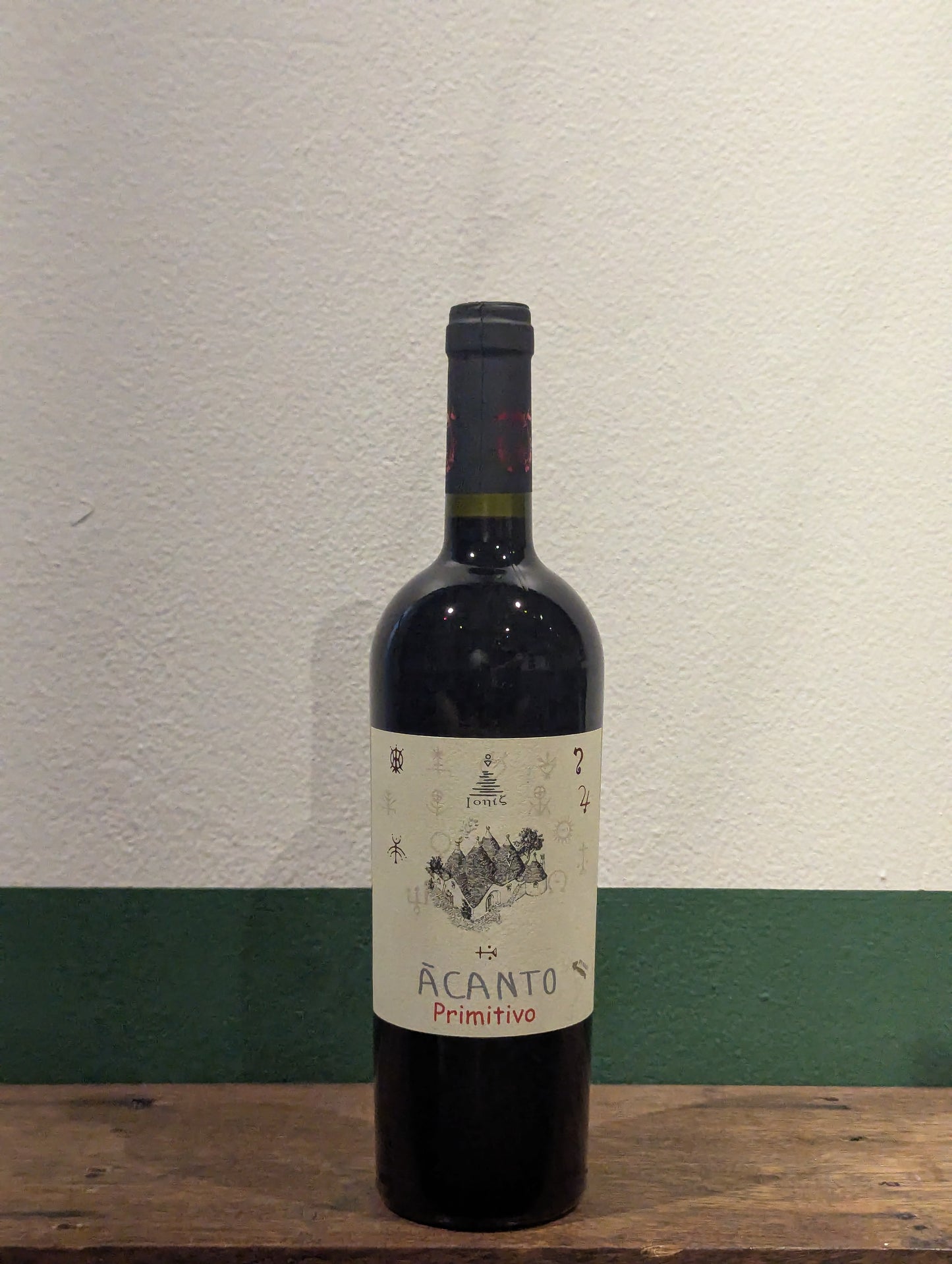 Ionis 'Acanto' Primitivo 2022 | Salento, Italy