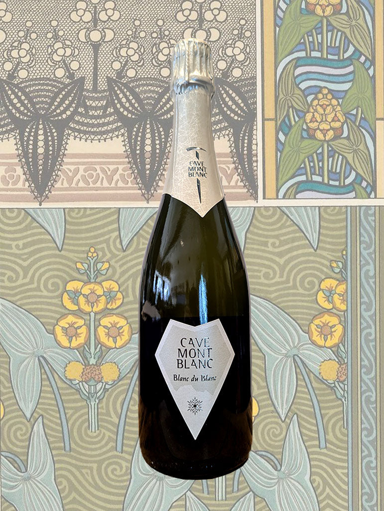 A bottle of Cave Mont Blanc 'Blanc du Blanc' Brut Metodo Classico 2021 from Valle d'Aosta, Italy