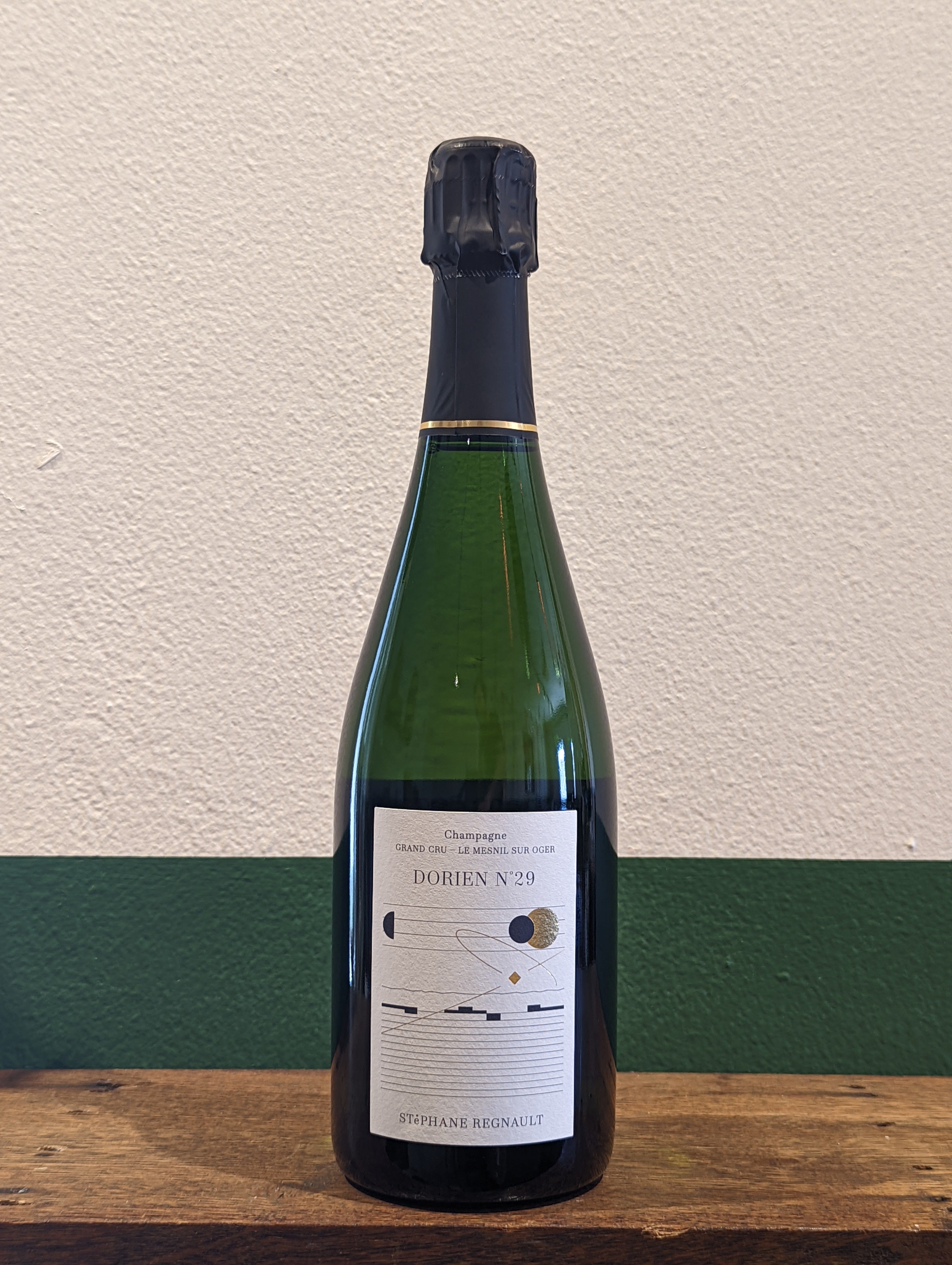 Champagne Stephane Regnault 'Dorien No.45 NV' | Champagne, France