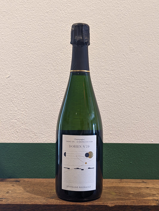 Champagne Stephane Regnault 'Dorien No.45 NV' | Champagne, France