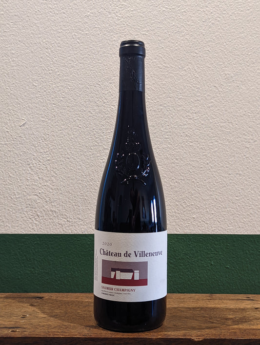 Bottle of Château de Villeneuve Cabernet Franc 2022 from Saumur-Champigny, France—medium-bodied red wine with red fruit, pepper, and savoury minerality.